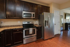 6936 Gregory Dr, Norfolk, VA 23513, USA Photo 8