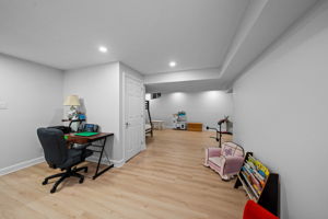  Photo 37