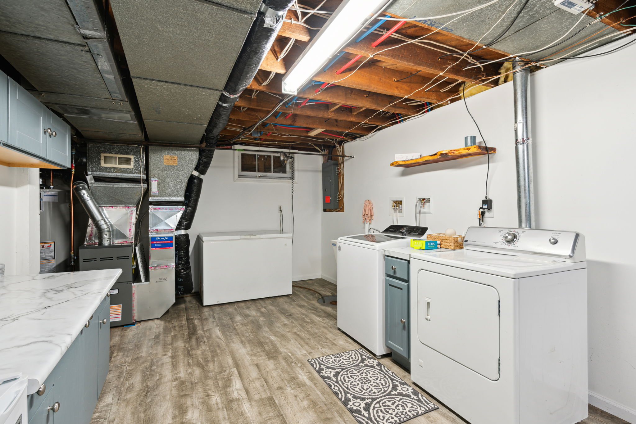 28_Interior