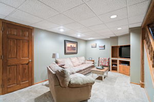 25_Interior