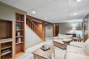 27_Interior