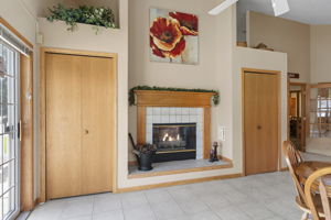  Photo 49