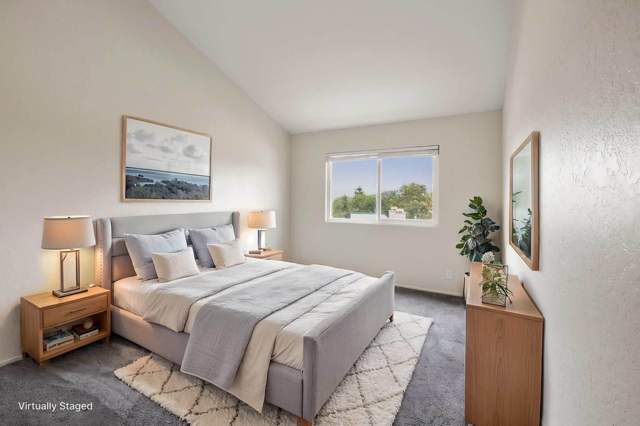 2R2A5757-63 virtually staged.jpeg