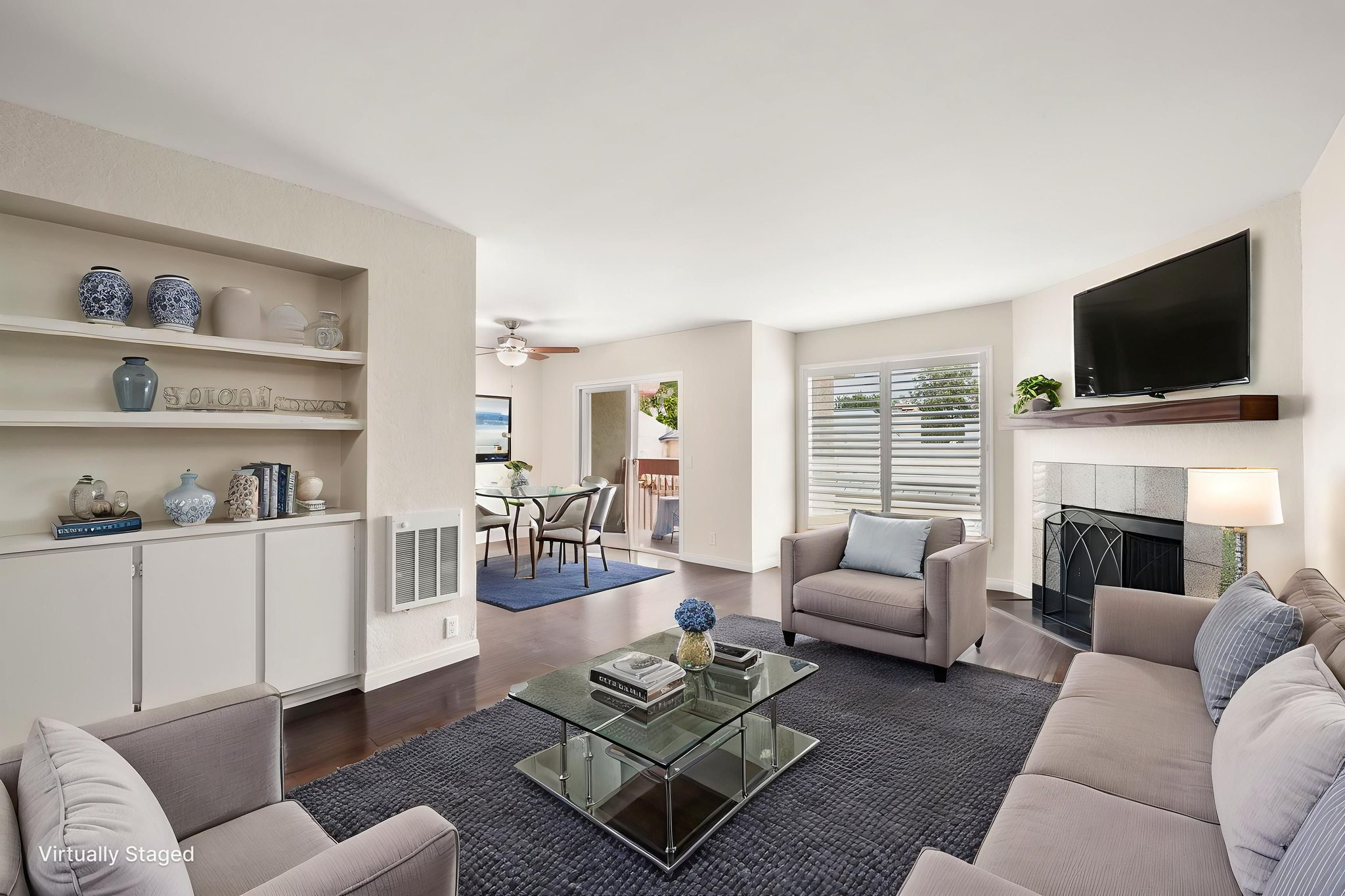 2R2A5697-12 virtually staged.jpeg