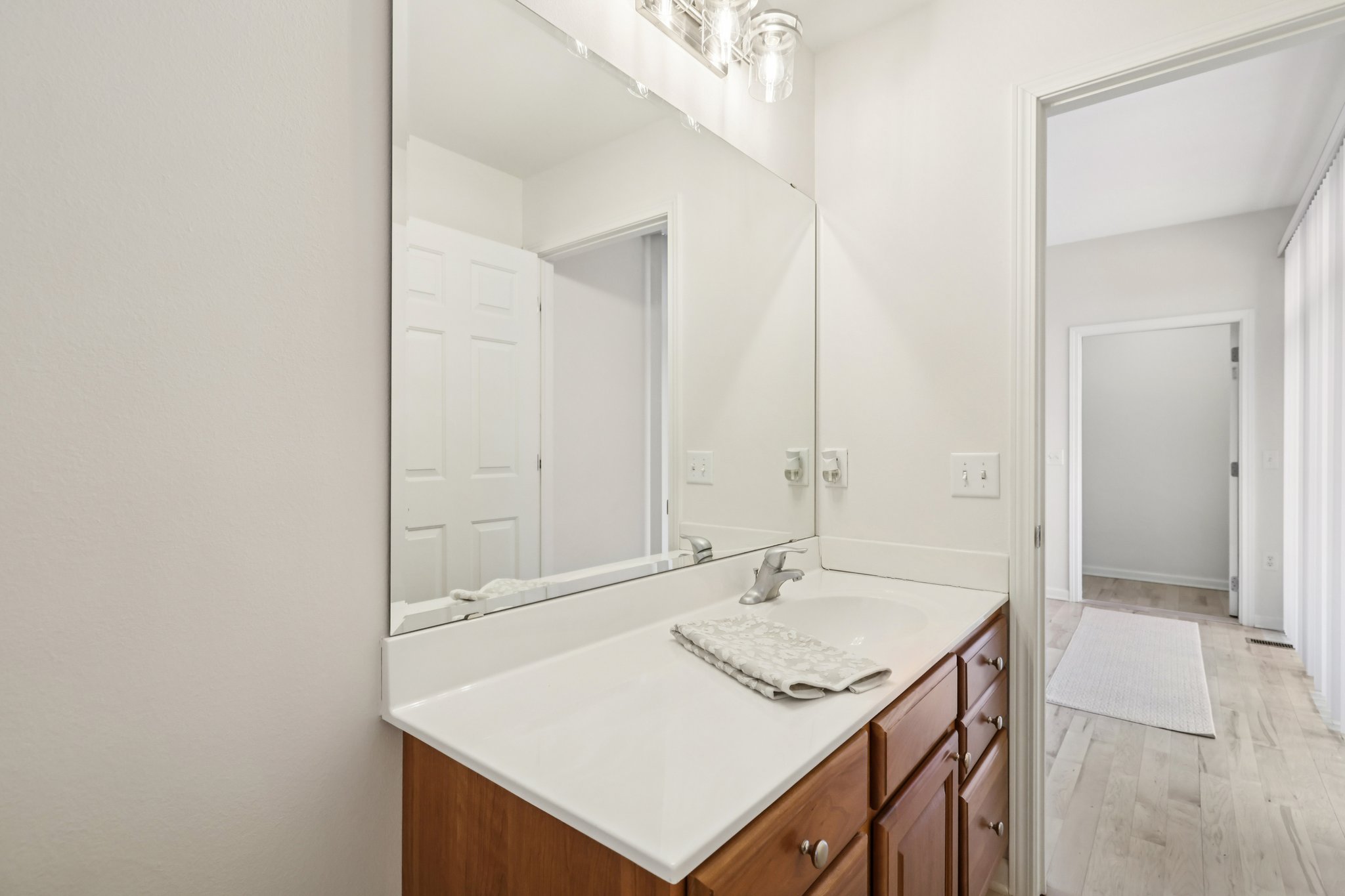 N Midvale Blvd-S0412-048.jpg