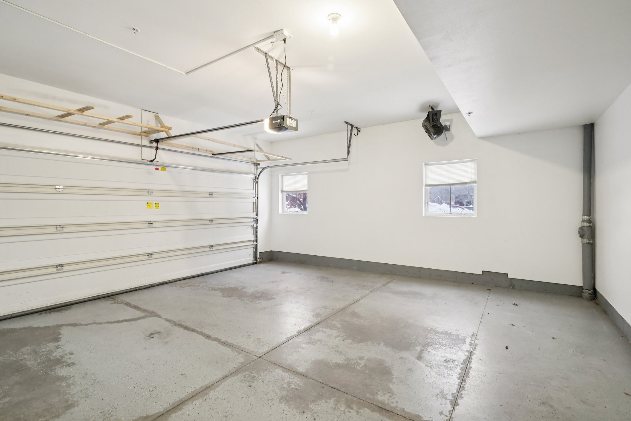 N Midvale Blvd-S0412-052.jpg