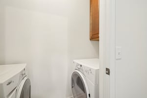 N Midvale Blvd-S0412-044.jpg