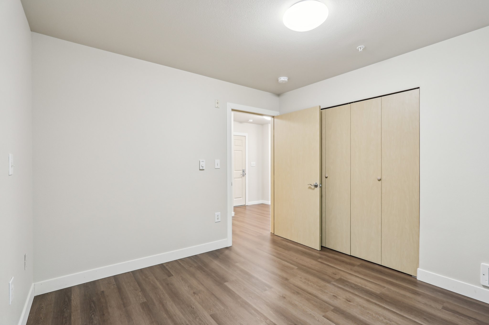 6940 37th Ave S Unit E135 Seattle-0105-010.jpg