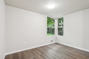 6940 37th Ave S Unit E135 Seattle-0105-007.jpg