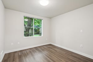 6940 37th Ave S Unit E135 Seattle-0105-009.jpg