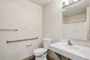 6940 37th Ave S Unit E135 Seattle-0105-012.jpg