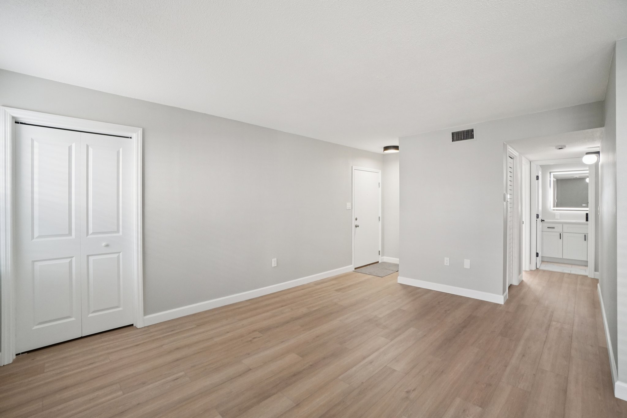 6940A Sunset Dr S 1D-S1010-008.jpg