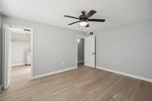 6940A Sunset Dr S 1D-S1010-027.jpg