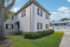 6940A Sunset Dr S 1D-S1010-042.jpg