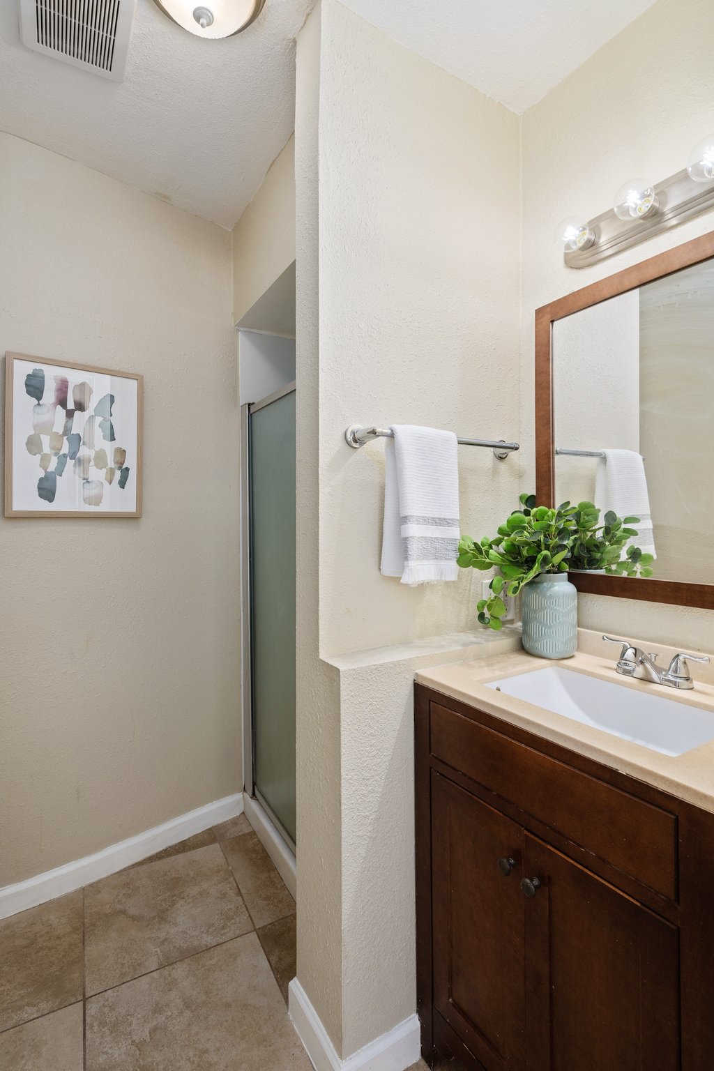 6941 8th Ave, Rio Linda, CA 95673, USA Photo 18