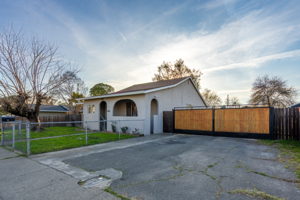 6941 8th Ave, Rio Linda, CA 95673, USA Photo 1