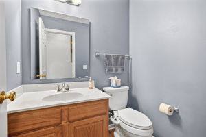  Photo 32