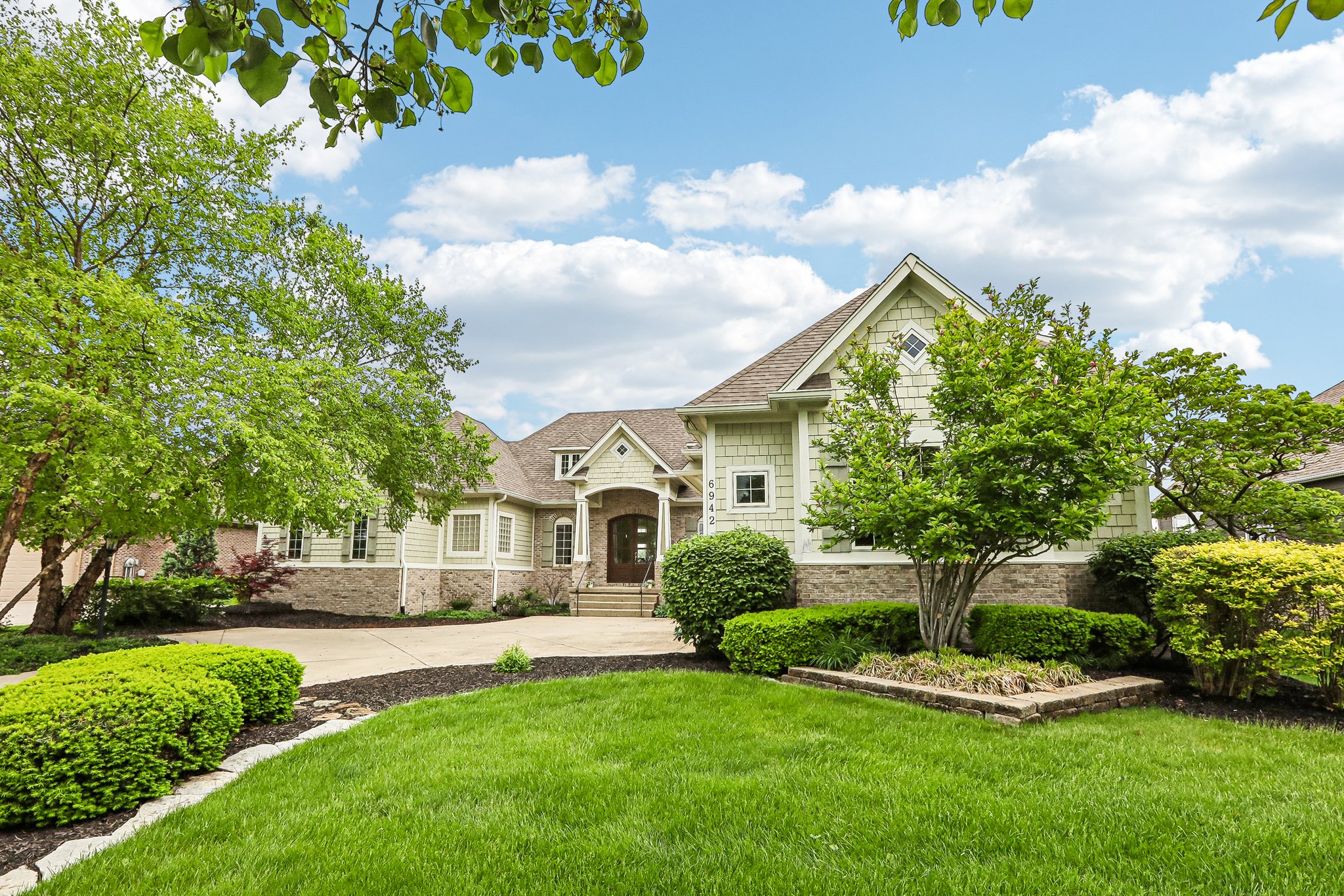 Bladstone Rd-S3004-003.jpg