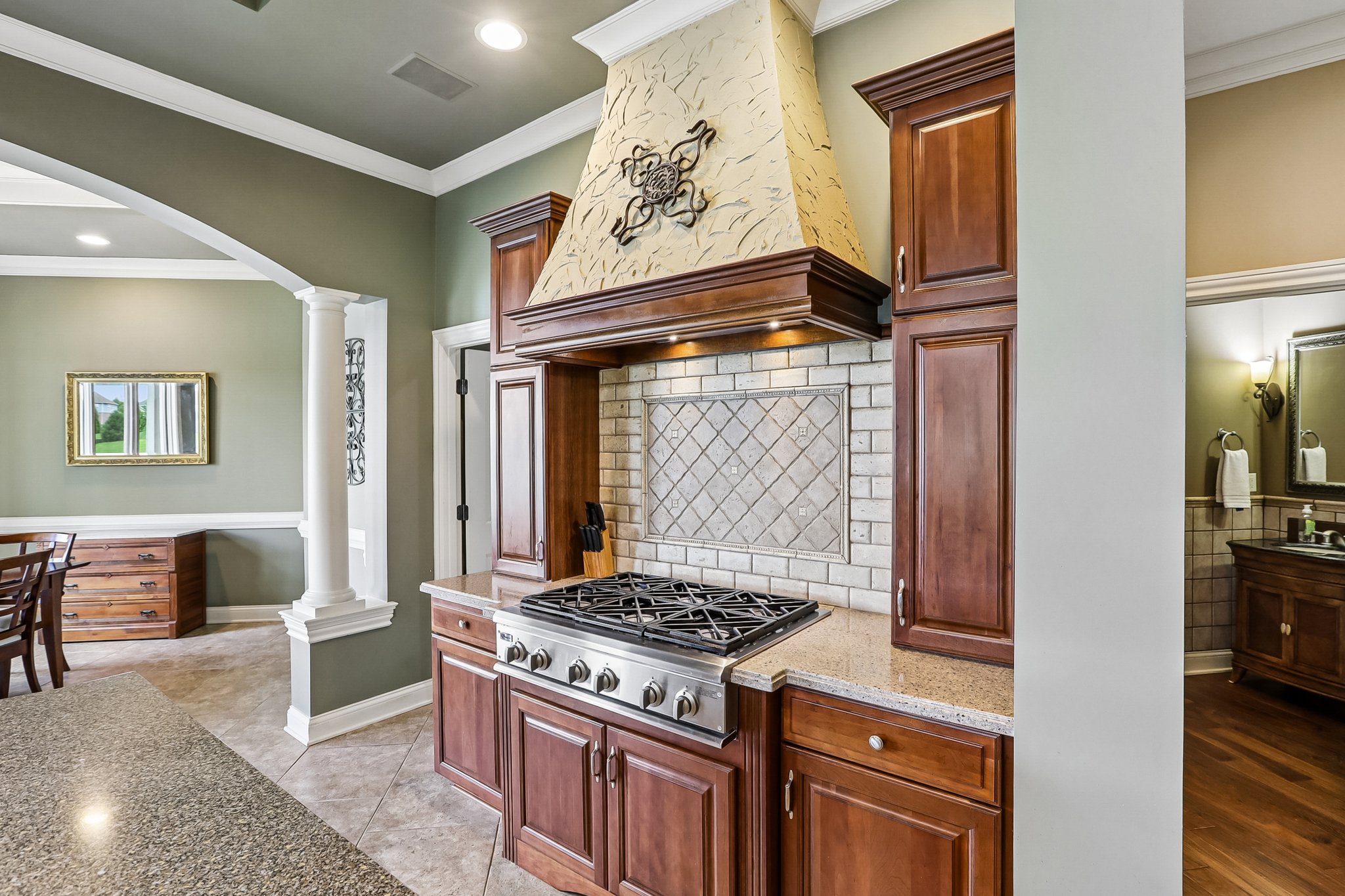 Bladstone Rd-S3004-018.jpg