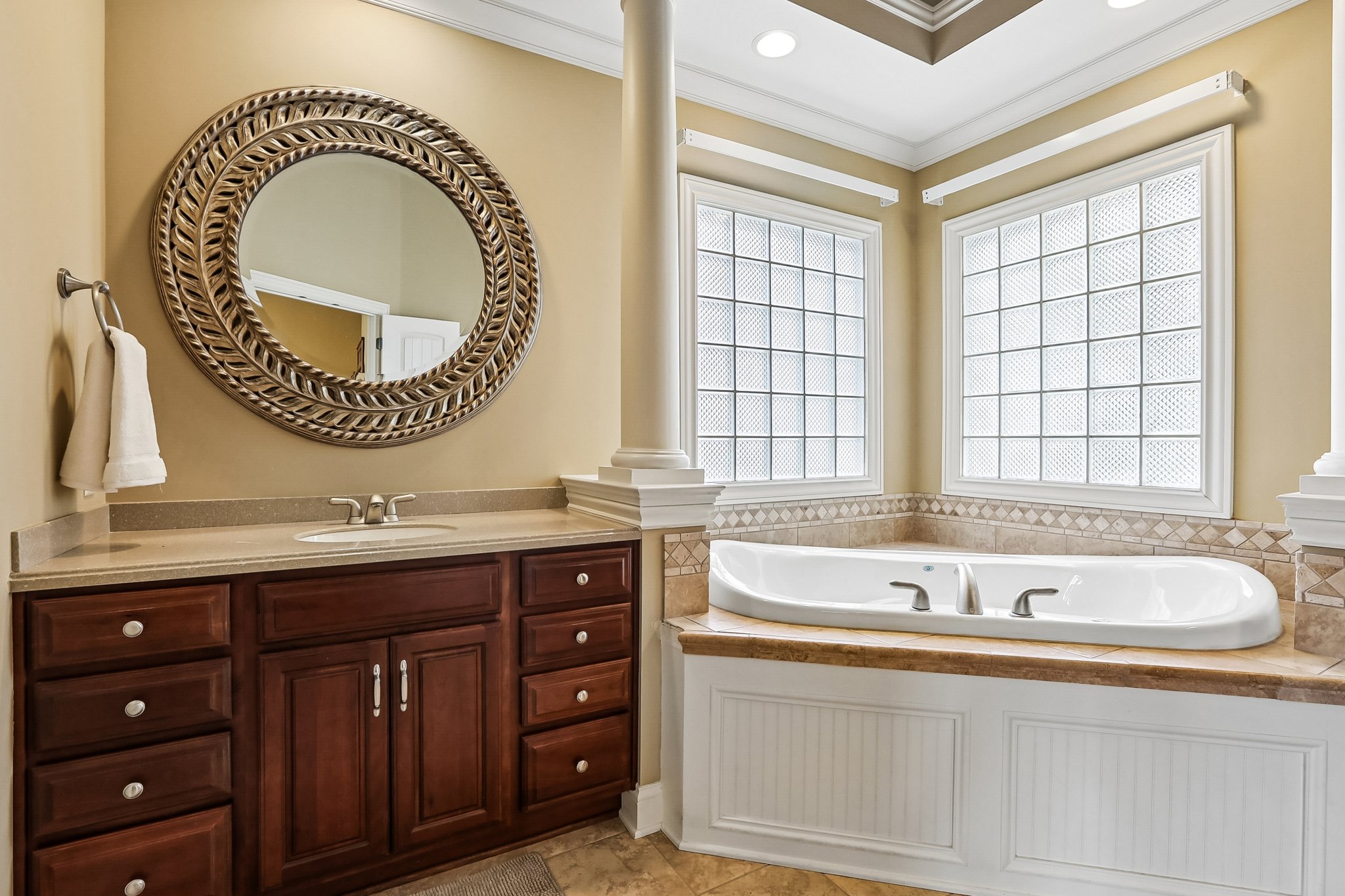 Bladstone Rd-S3004-024.jpg