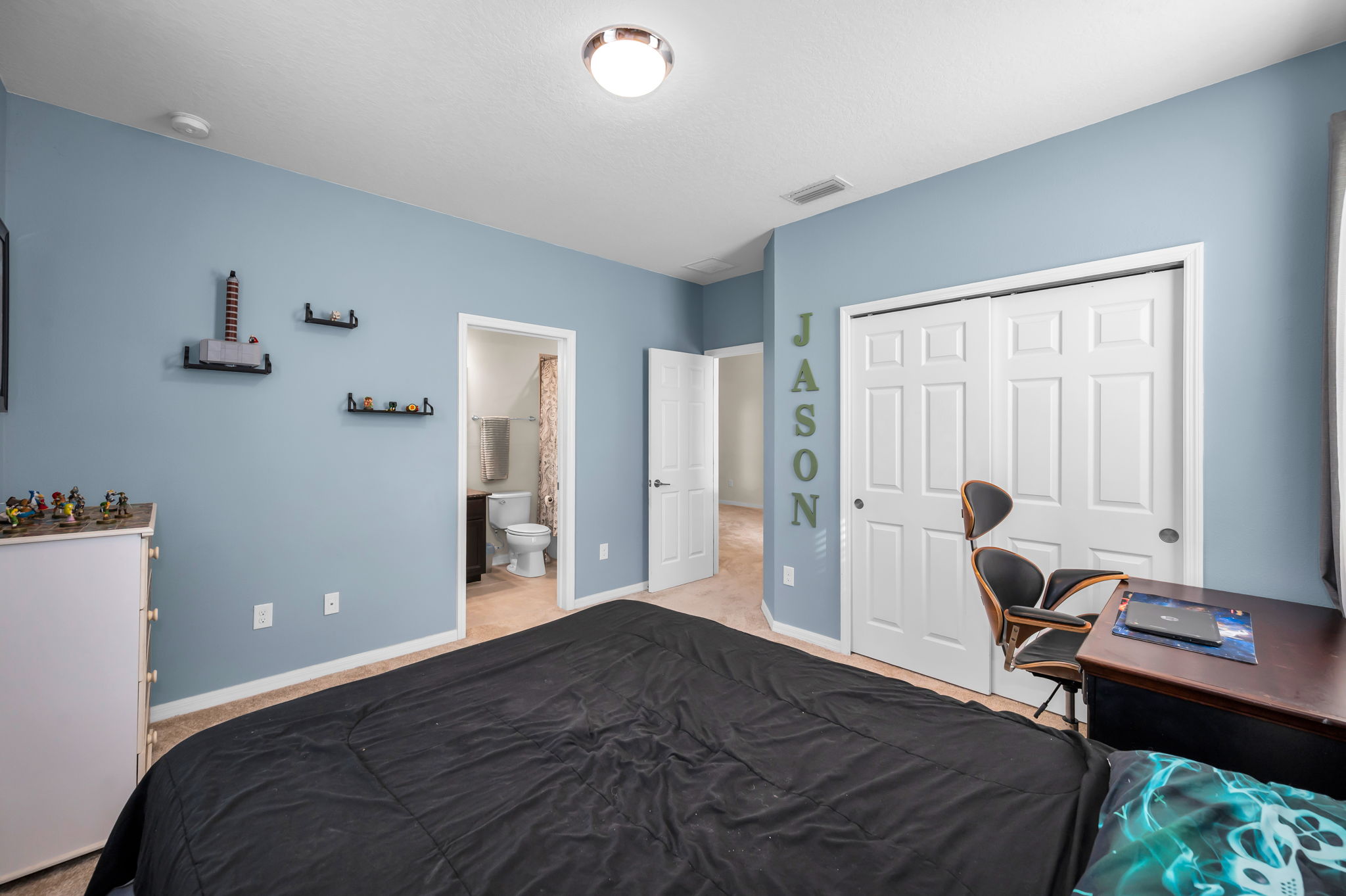 Upper Level Guest Bedroom2b