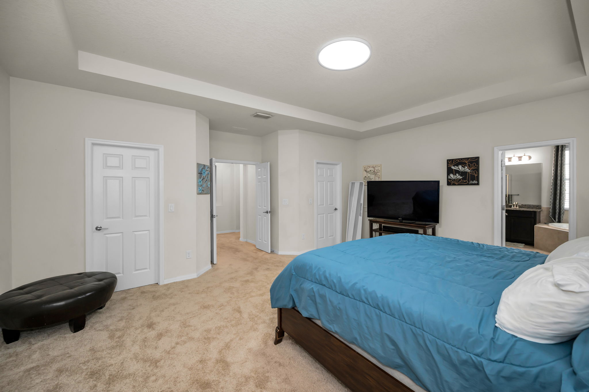 Upper Level Primary Bedroom1d