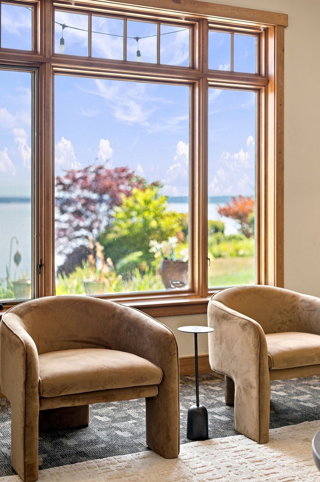  Photo 266