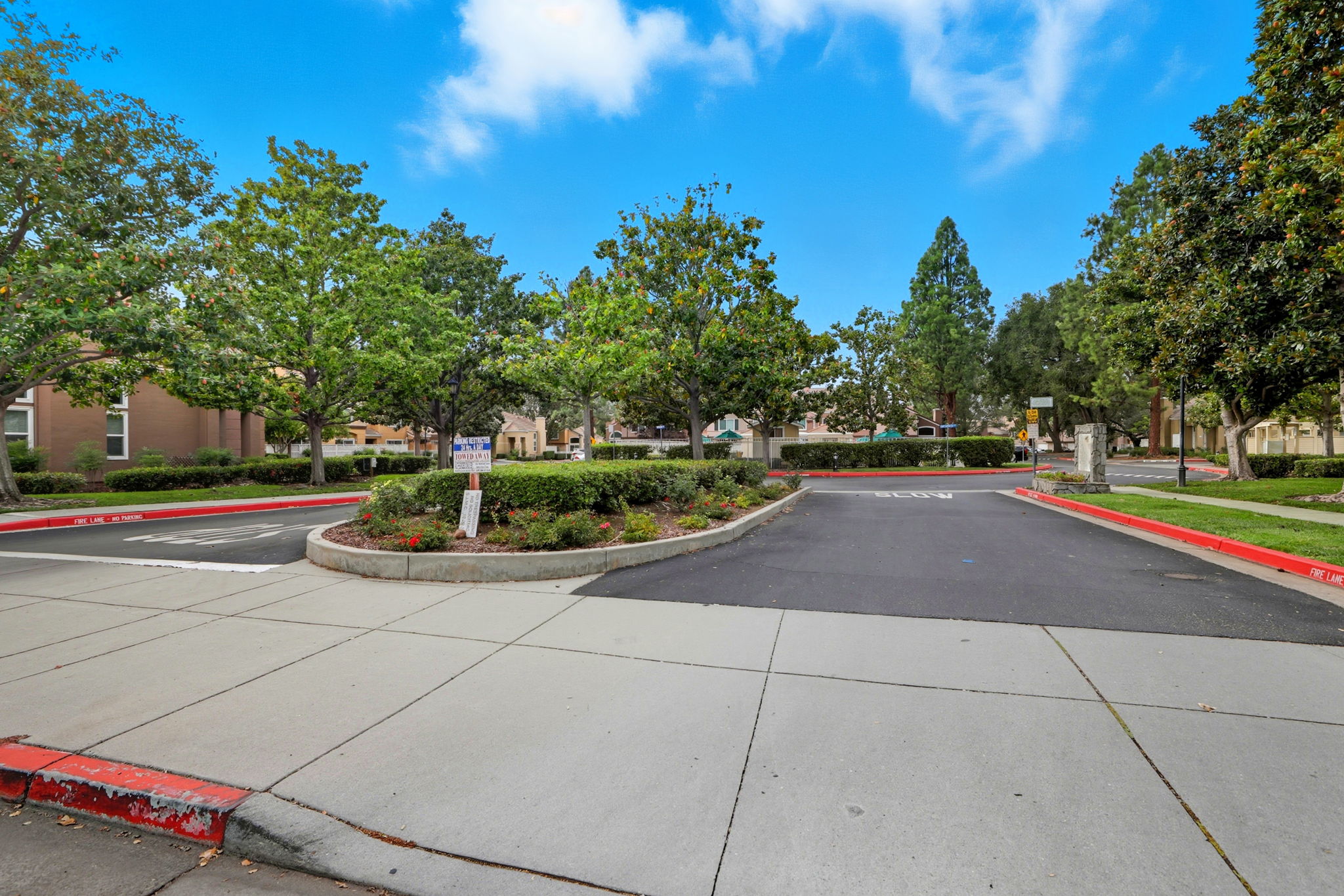 Rodling Complex Entrance