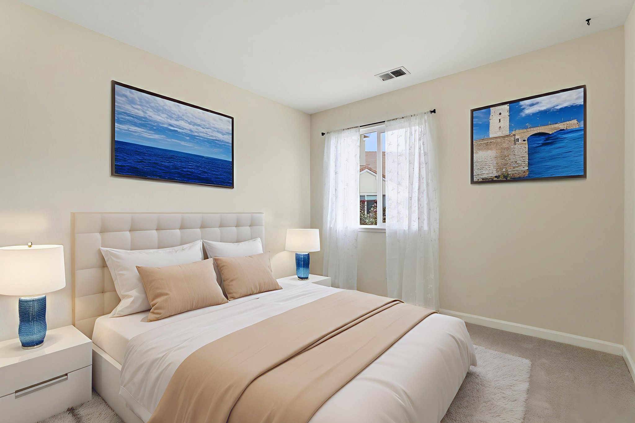 This room is virtually staged.jpeg