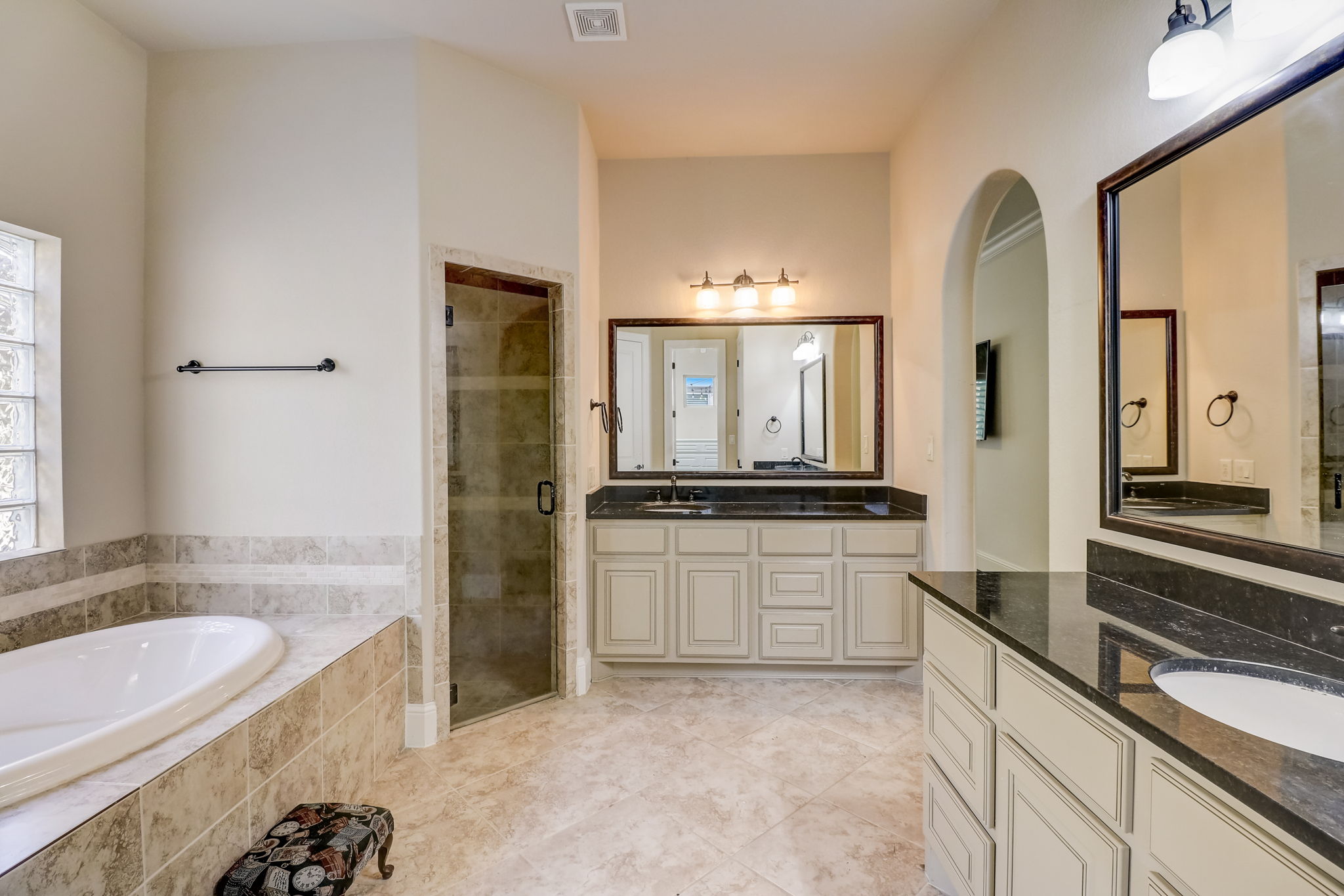 Overlook Hill Ln-021