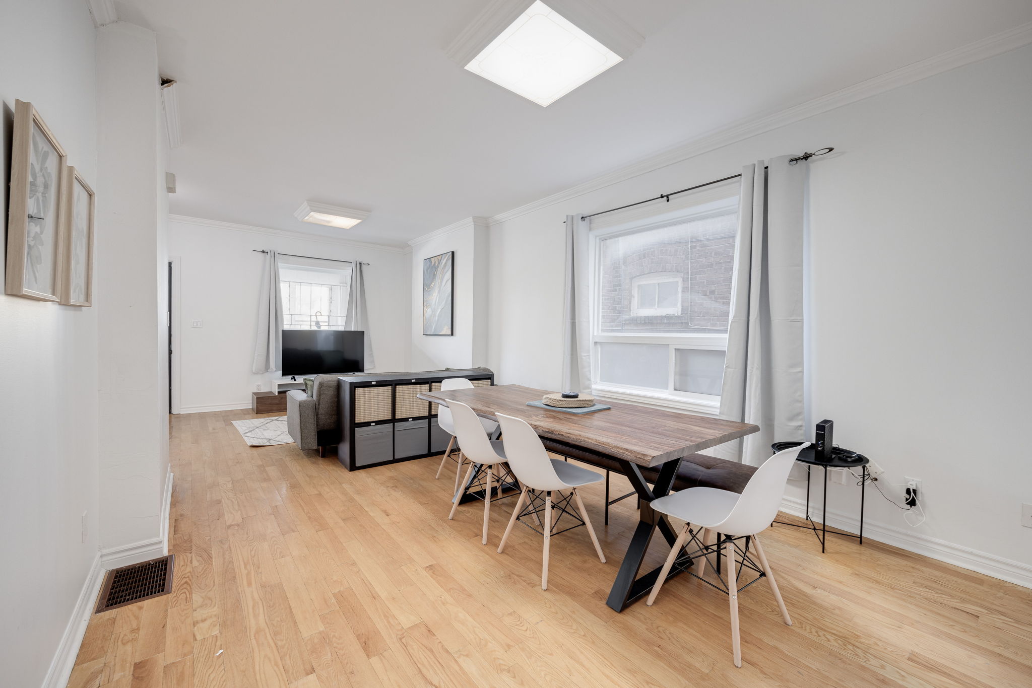 Toronto property showcase — delivered property photograph 5