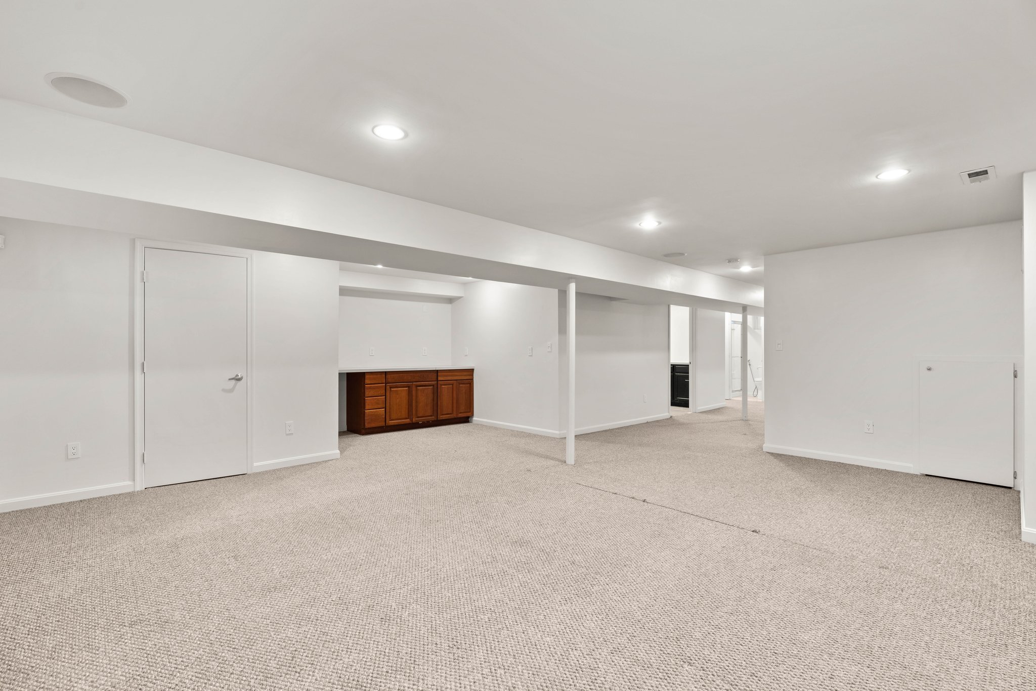32. Recreation room.jpg