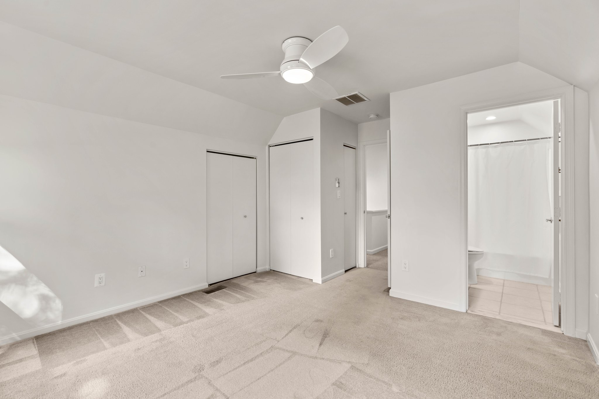 28. Upper bedroom.jpg