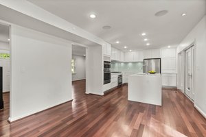 16. Dining room.jpg