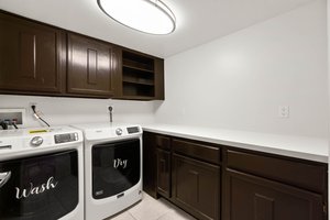 34. Laundry.jpg