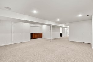 32. Recreation room.jpg