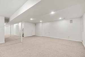 33. Recreation room.jpg