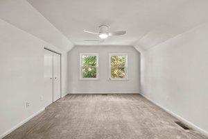 25. Upper bedroom.jpg