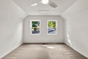 27. Upper bedroom.jpg