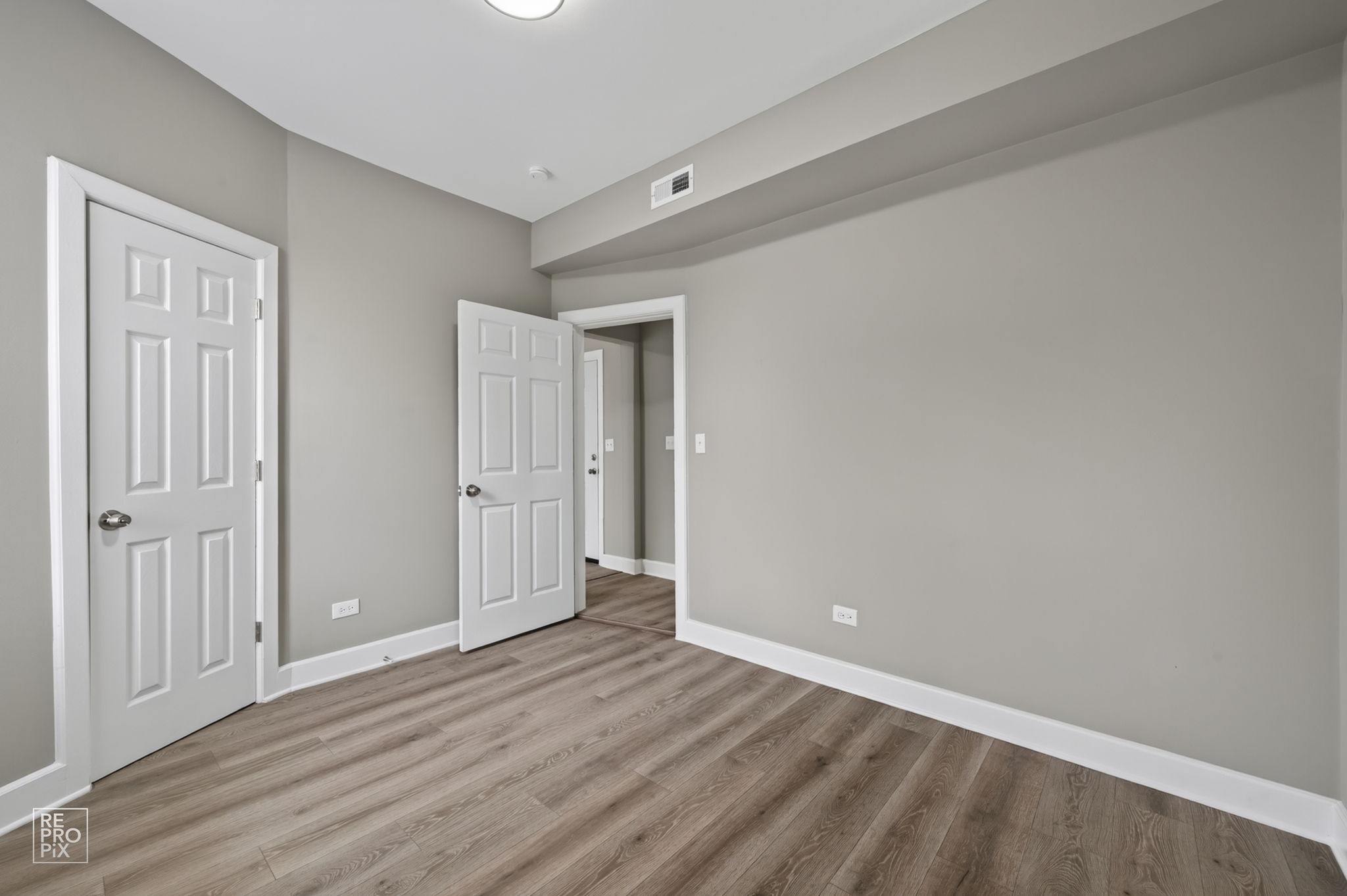 6955 S Honore St, Chicago, IL 60636_014