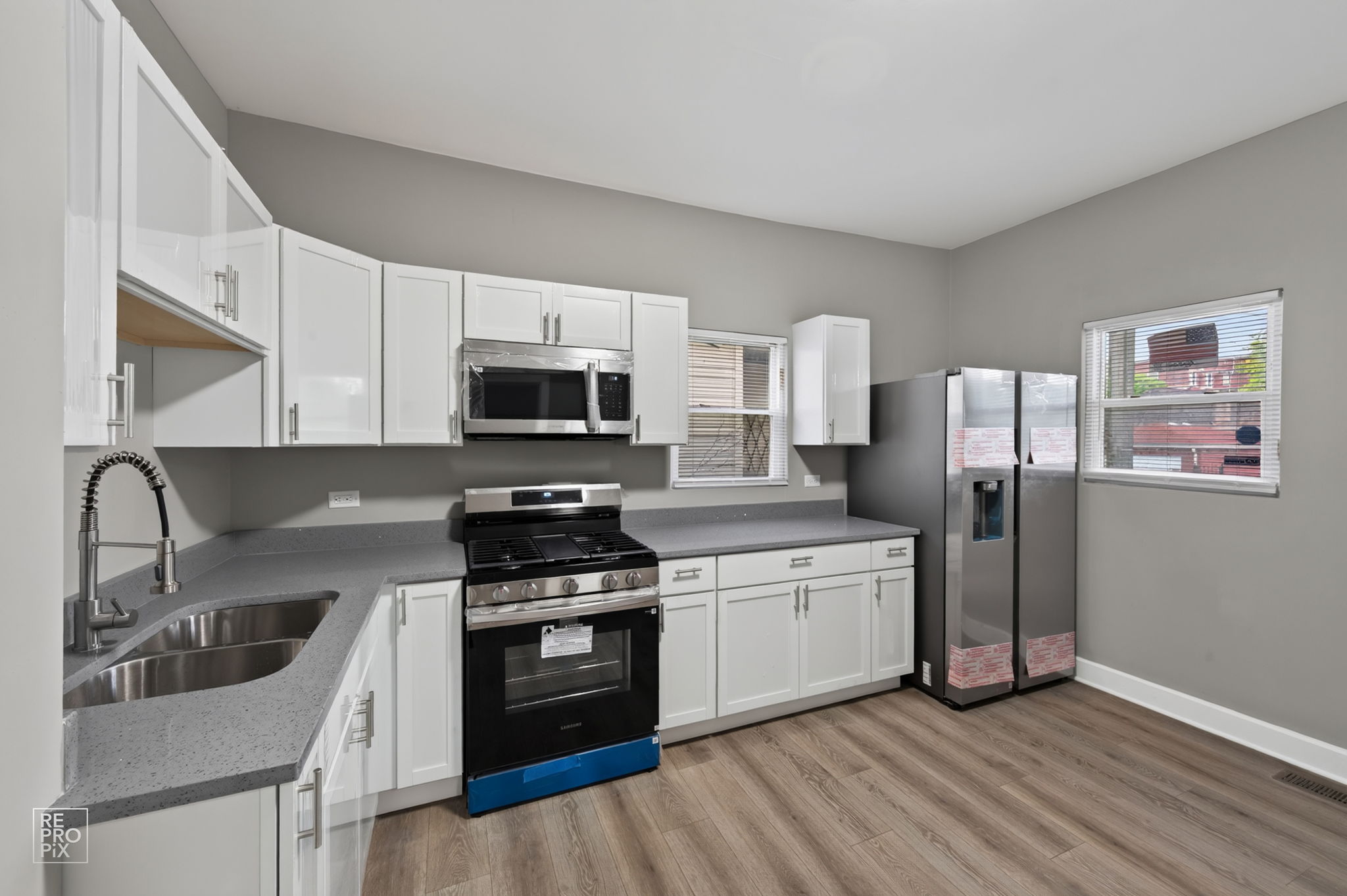 6955 S Honore St, Chicago, IL 60636_005