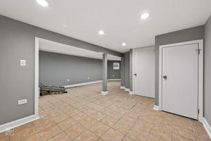 6955 S Honore St, Chicago, IL 60636_017