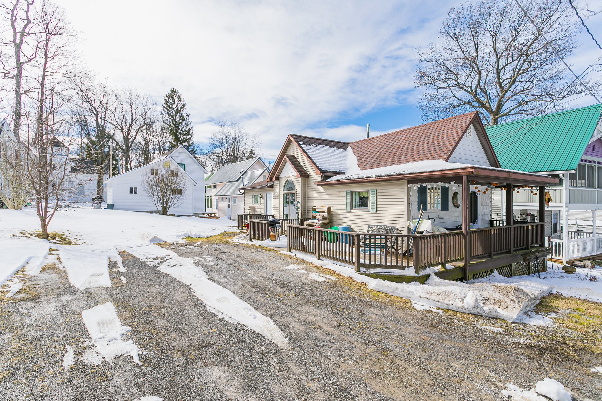 6958 Embury St, Silver Lake, NY 14530 Realtogs
