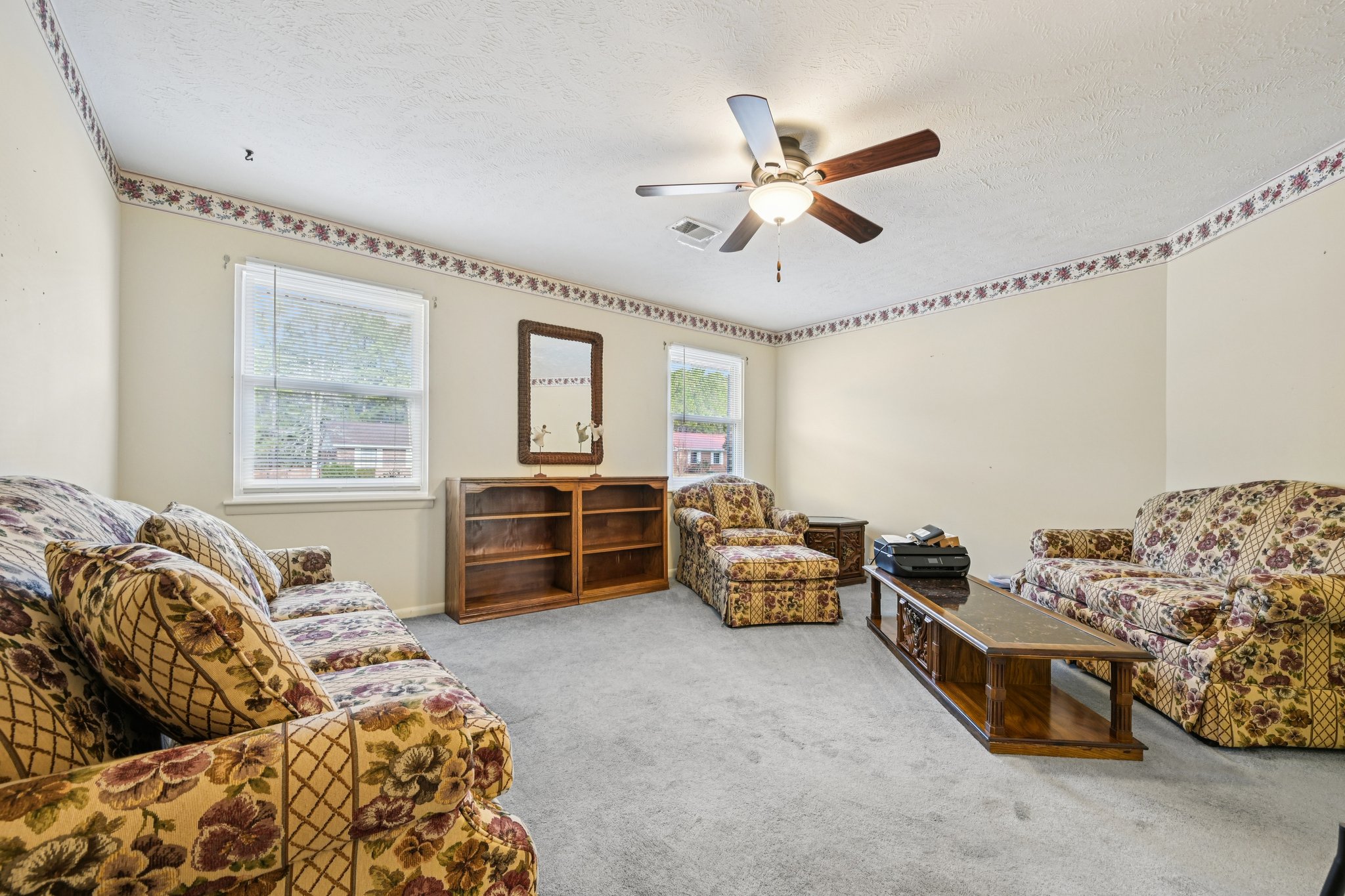 Timbercroft Ln-S1812-007.jpg