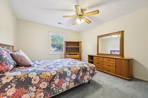 Timbercroft Ln-S1812-025.jpg