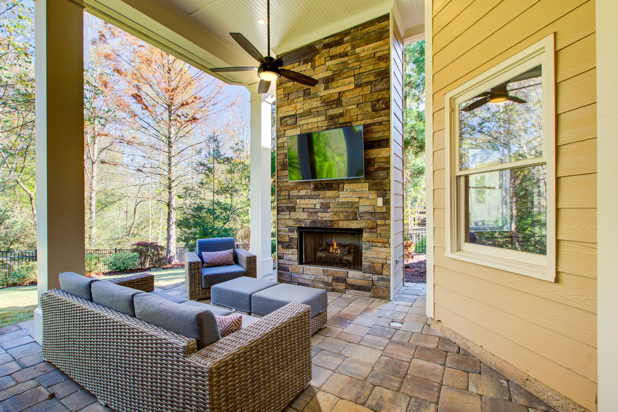 51 Exterior Back Patio B Sitting Area w Fireplace