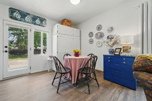  Photo 41