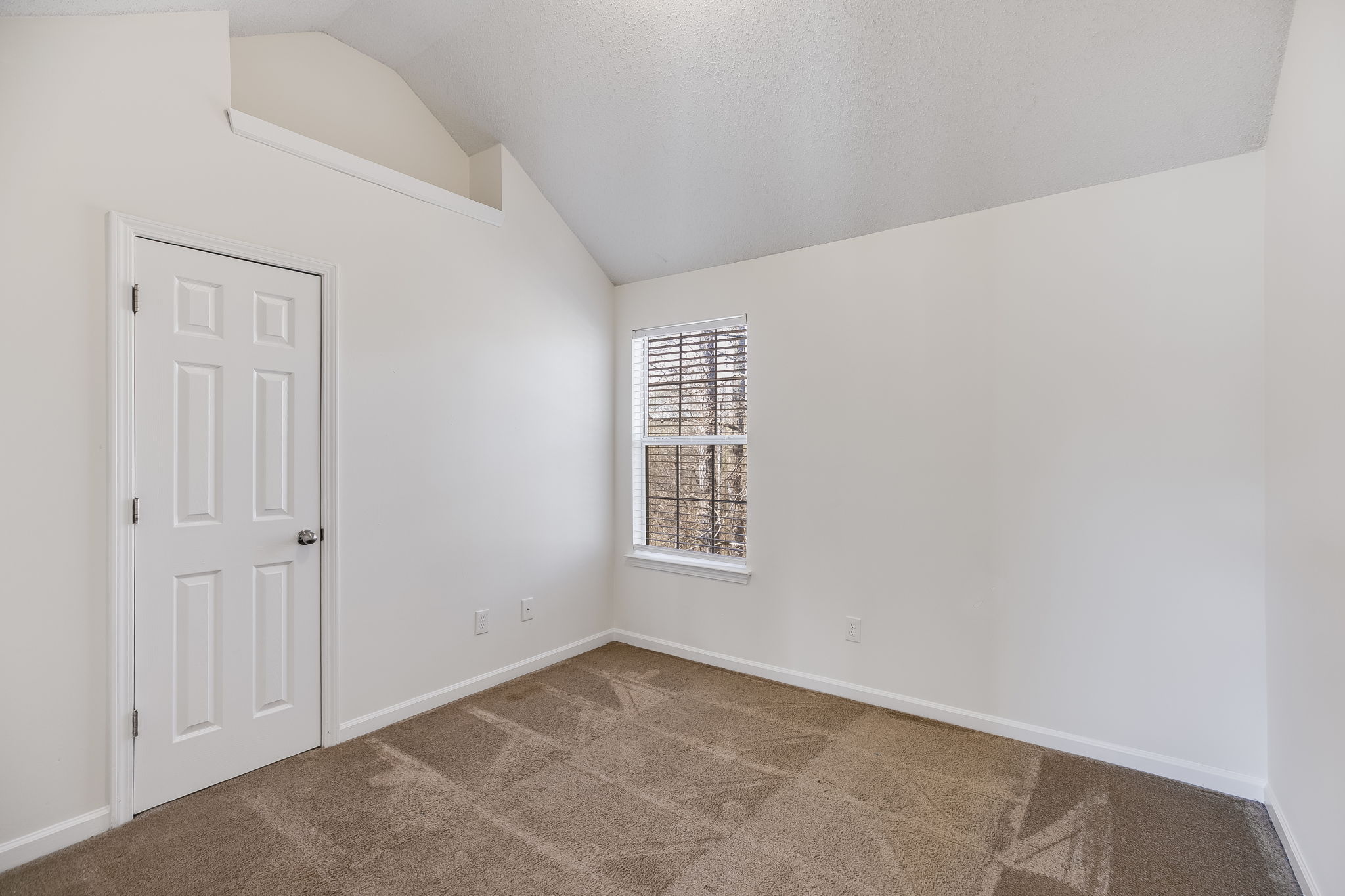 mppmedia6968foxmoorway15