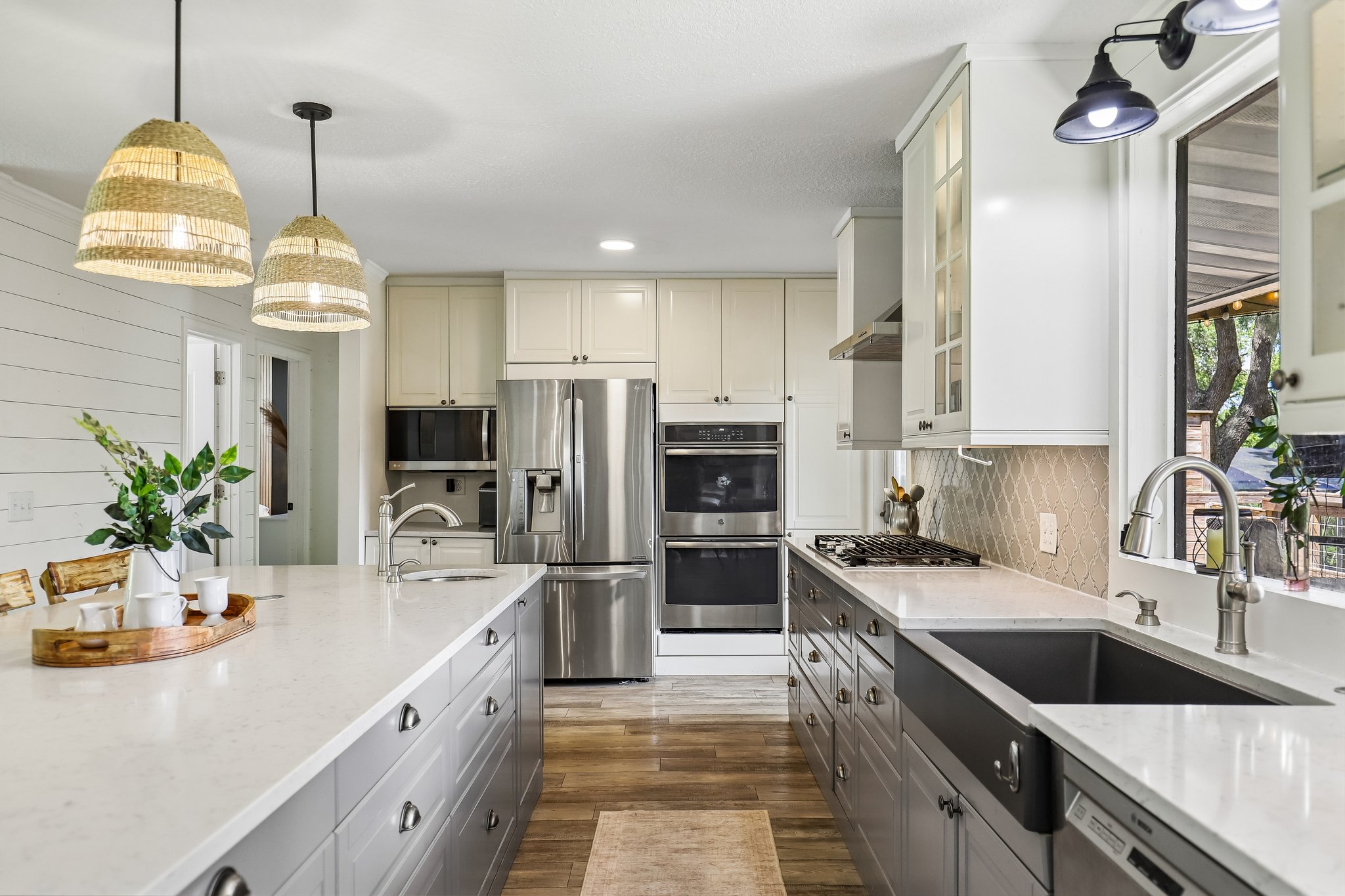 Arthur Moore Dr-S1209-027.jpg