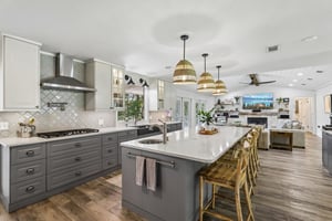 Arthur Moore Dr-S1209-023.jpg